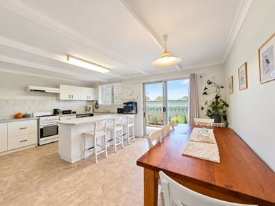 24 Shallcross Street, Carnarvon WA 6701