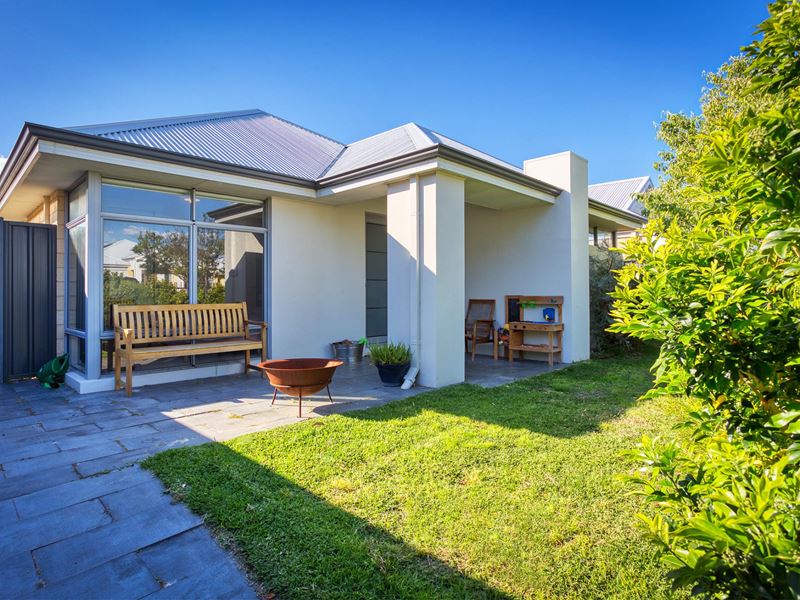 63 St Michaels Parkway, Dunsborough WA 6281