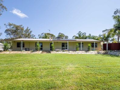 69 Julimar Road, Toodyay WA 6566