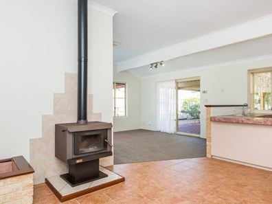13 Slee Place, Withers WA 6230