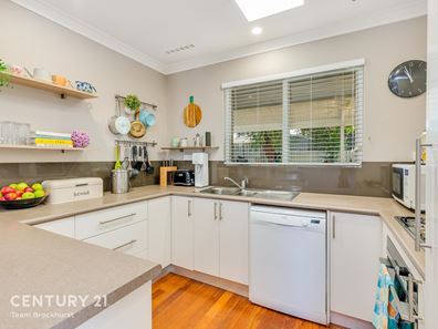 5 Chells Court, Thornlie WA 6108