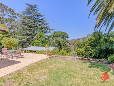 18 Croyden Road, Roleystone WA 6111