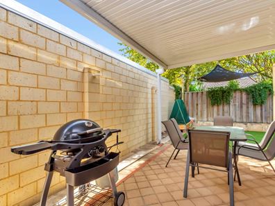 18a Leverburgh Street, Ardross WA 6153