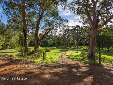 96 Shapland Road, Youngs Siding WA 6330