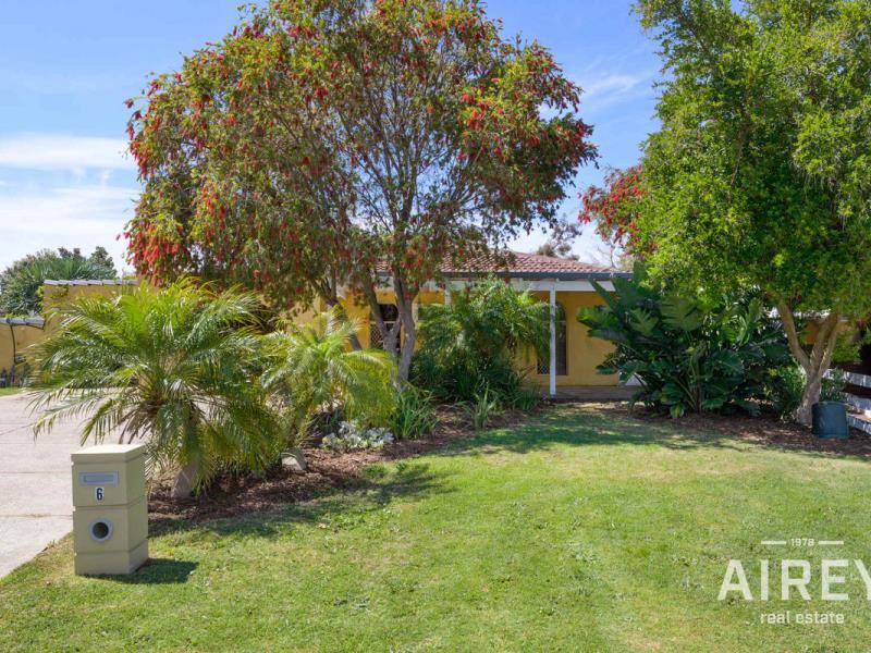 6 Chigwell Place, Carine WA 6020