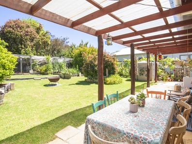 35 Charles Hine Avenue, Margaret River WA 6285