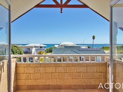 2A Fifth Avenue, Shoalwater WA 6169