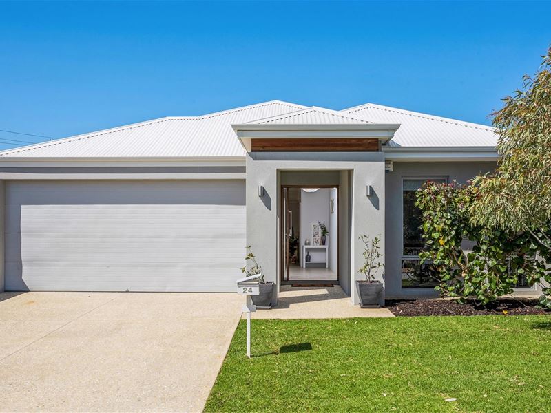 24 Monticola Gardens, Aubin Grove