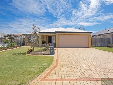 8 Tingle Way, Halls Head WA 6210