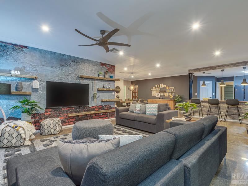 4 Shepperton Drive, Butler