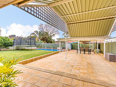 5 Sands Court, Huntingdale WA 6110