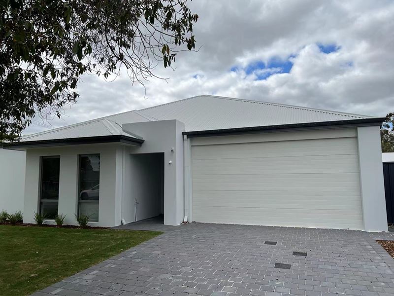 3/3 LENNOX ROAD, Thornlie