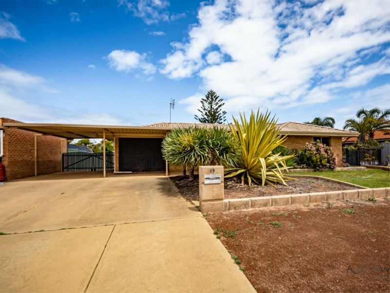 19 Oceanside Drive, Wandina