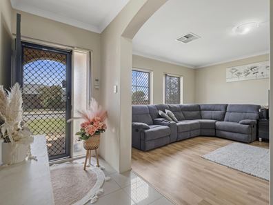 3 Elgin Road, Canning Vale WA 6155