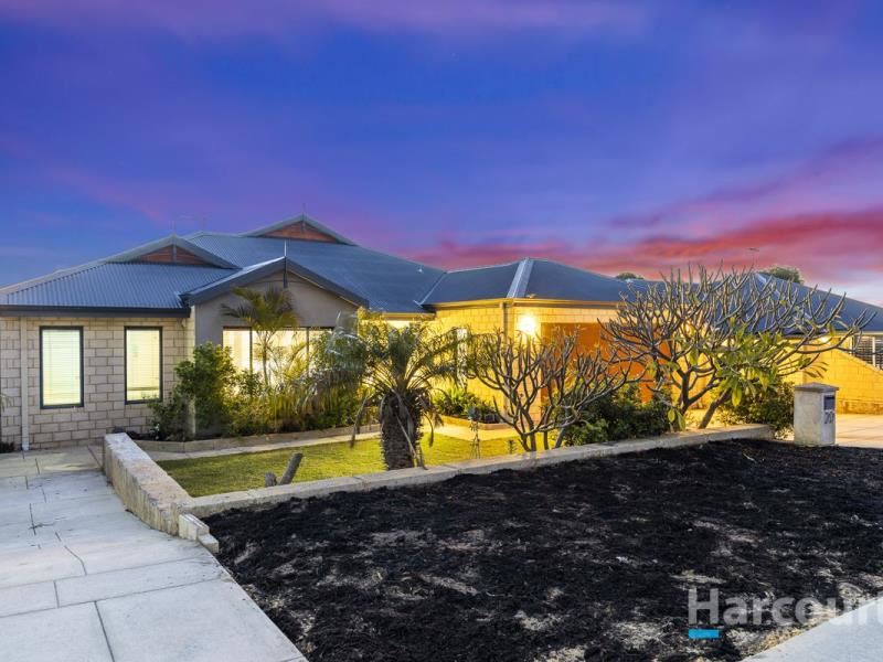 20 Capri Leone Way, Sinagra