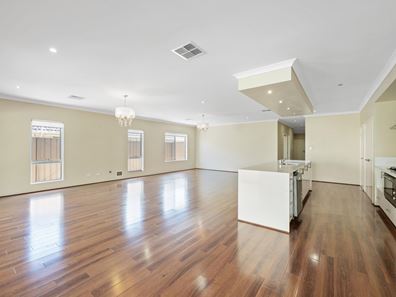 73 Waterfoot Loop, Canning Vale WA 6155