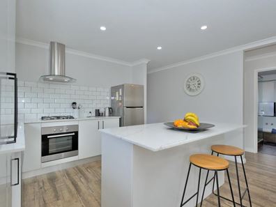 9 Tullawood Drive, Aveley WA 6069