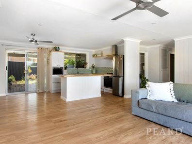 2 Wallsend Street, Safety Bay WA 6169