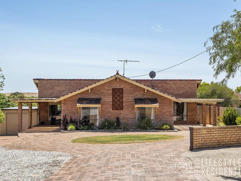 11 Collett Place, Guilderton