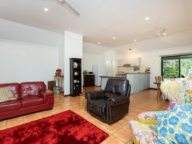 8 Lorikeet Drive, Djugun WA 6725