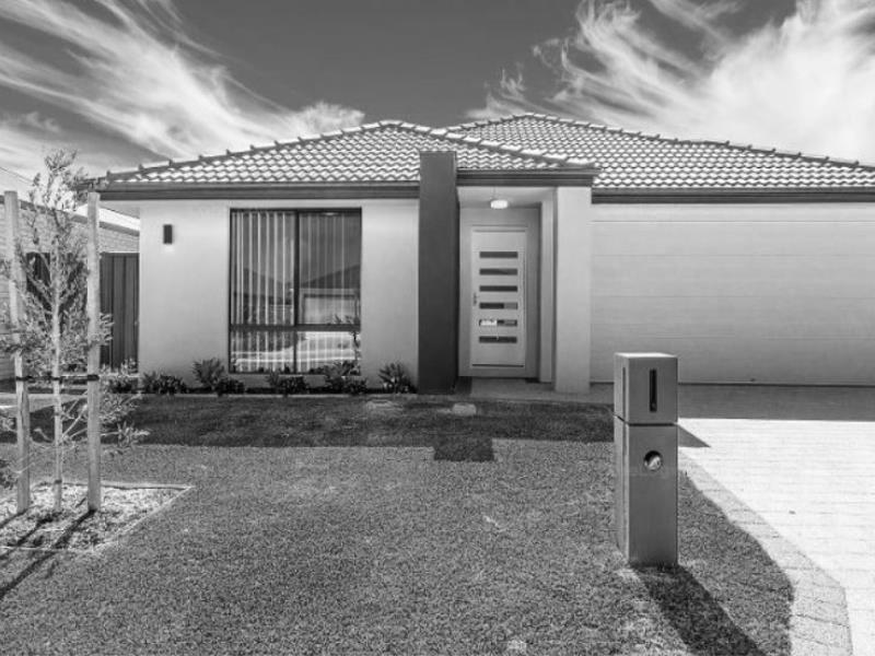 6 Barrington Approach, Lakelands WA 6180