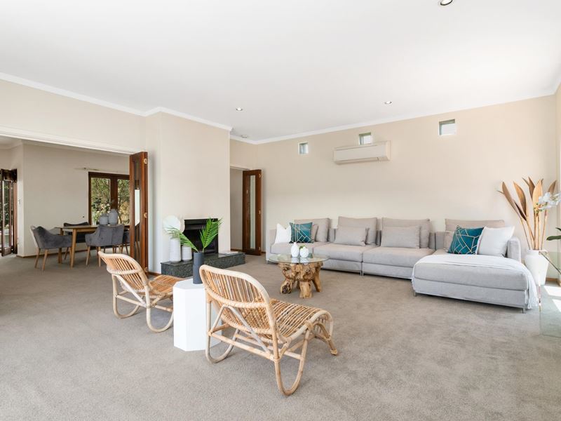 27 Osborne Parade, Claremont
