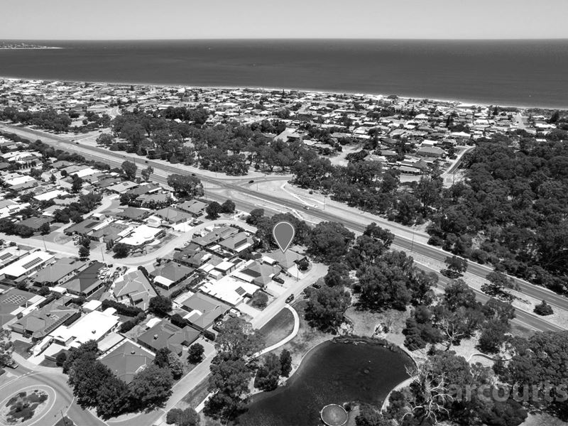 36 Glenelg Way, Meadow Springs