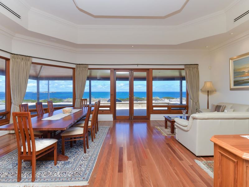22 Arcadia Drive, Shoalwater