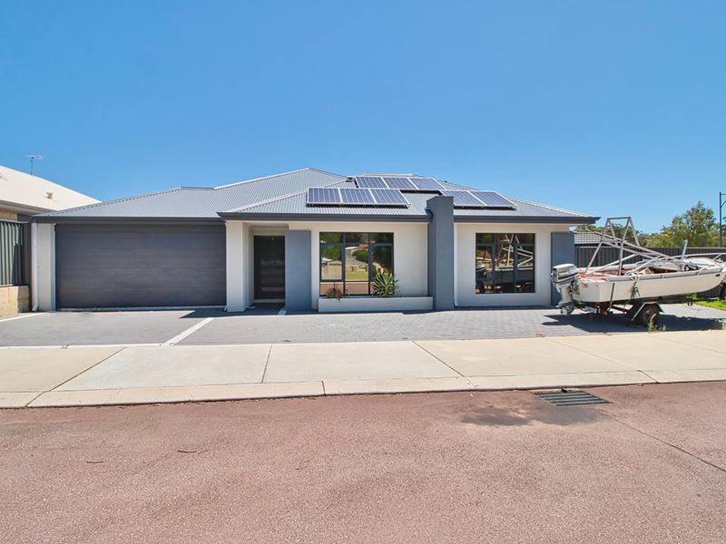 15 Sandringham Road, Baldivis