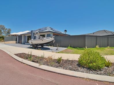 15 Sandringham Road, Baldivis WA 6171