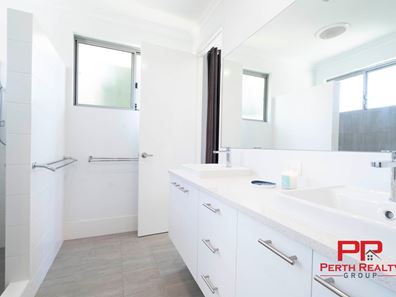 10 Prowse Street, Bassendean WA 6054