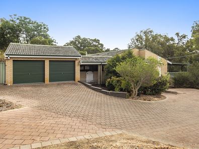 12 Schmitt Road, Kalamunda WA 6076