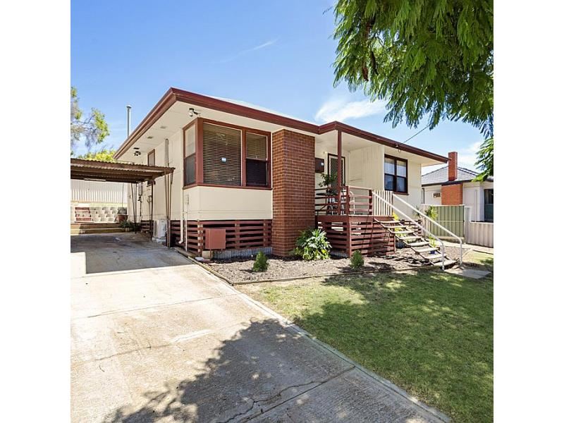 32 Cypress Street, Rangeway