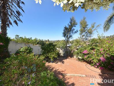 18 Dalwood Road, Swan View WA 6056