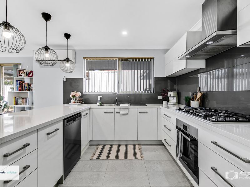 6 Silkpod Heights, Mirrabooka