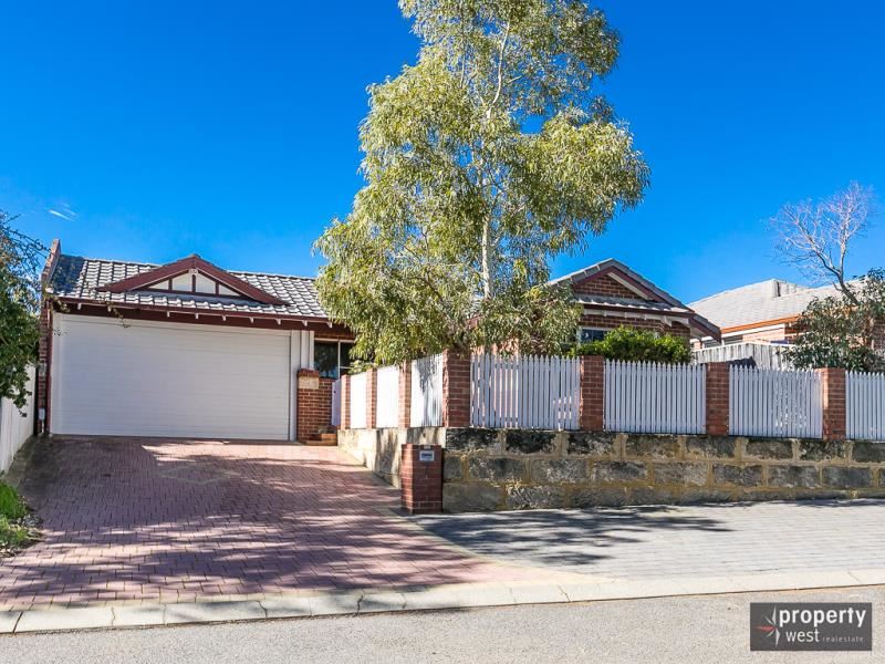 7 Mission Hills, Connolly