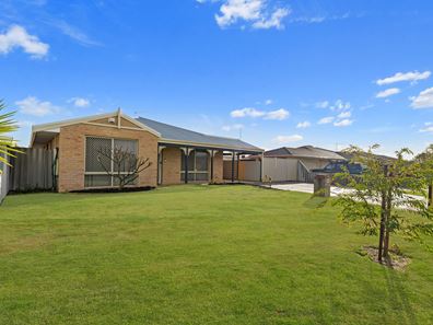 72 Discovery Crescent, Port Kennedy WA 6172