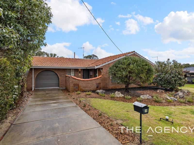18 Napier Road, Marangaroo
