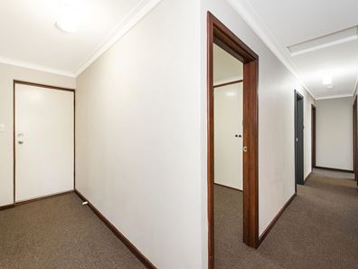 11 Peron Close, Cooloongup WA 6168