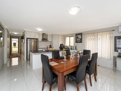 4 Hocking Bend, Baldivis WA 6171
