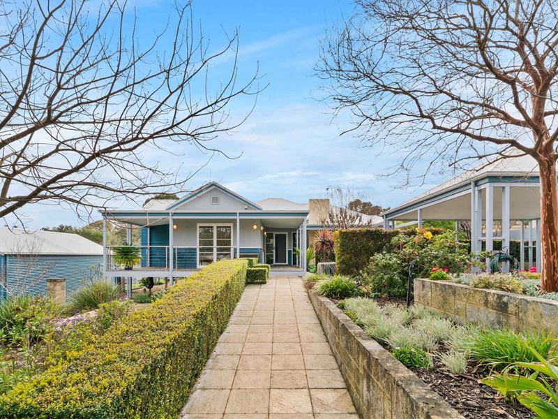 12 Lyndhurst Road, Kalamunda