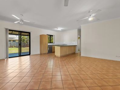 2 Spoonbill Avenue, Djugun WA 6725