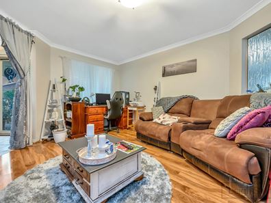 3 Tingle Way, Halls Head WA 6210