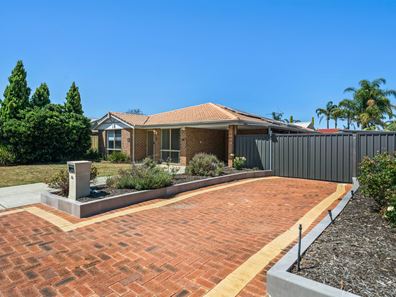 34 Reynolds Road, Forrestfield WA 6058