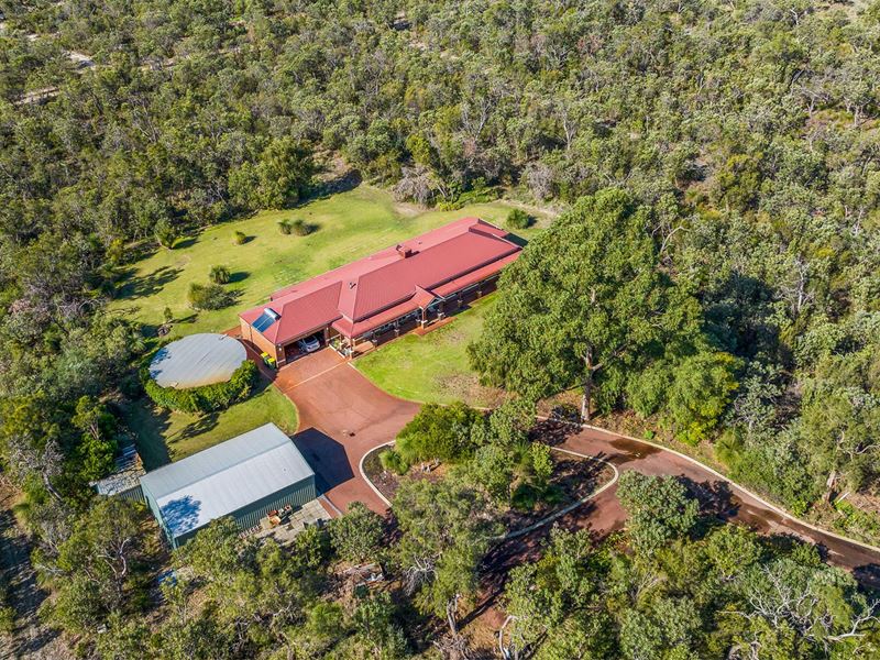 665 Lyon Rd, Wandi WA 6167