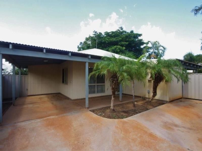 2/2 Buchanan Circuit, Baynton