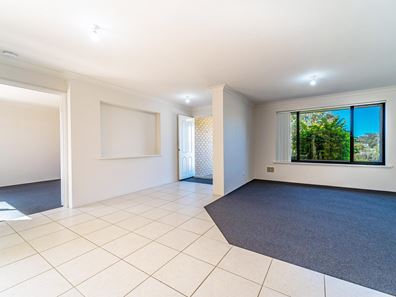 6 Lotus Court, Bertram WA 6167