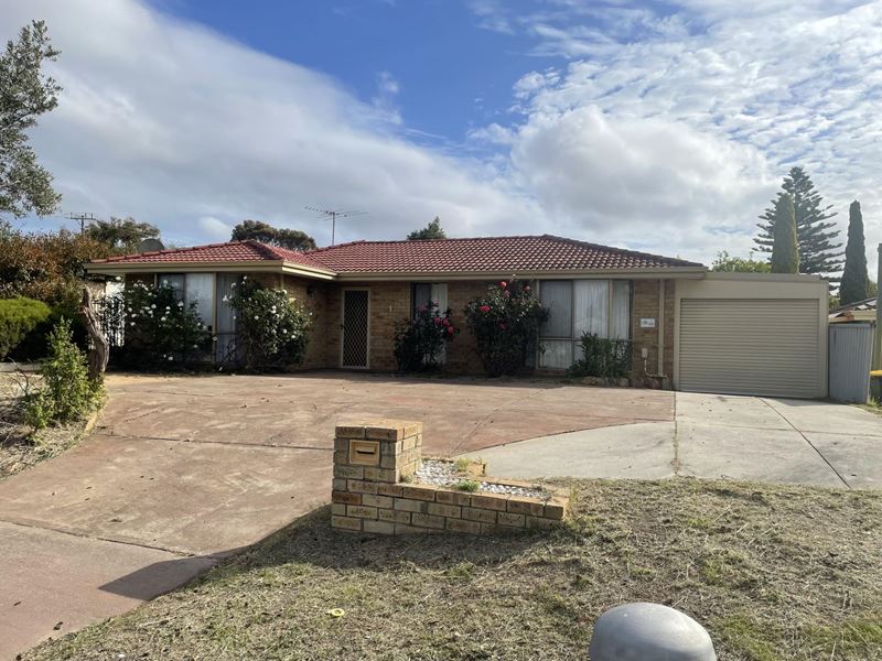 1 Northumberland Avenue, Alexander Heights