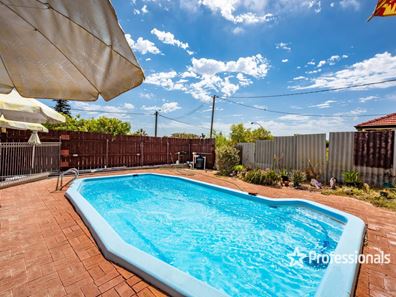 22 Dampier Street, Beachlands WA 6530