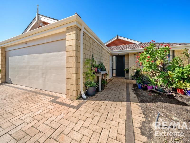 4 Alvarez Parkway, Tapping